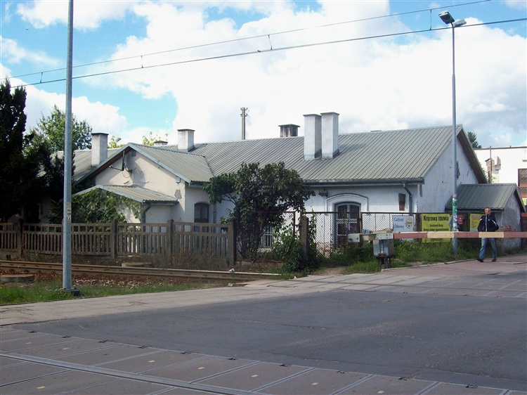 Ząbki Budynek PKP. Atrakcje turystyczne Ząbek. Ciekawe miejsca Ząbek