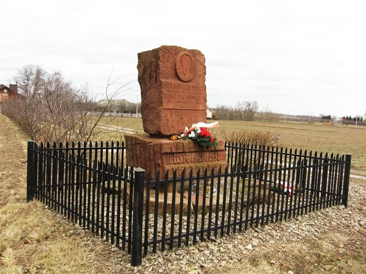 Pomnik płk.Władysława Beliny - Prażmowskiego - sonia27