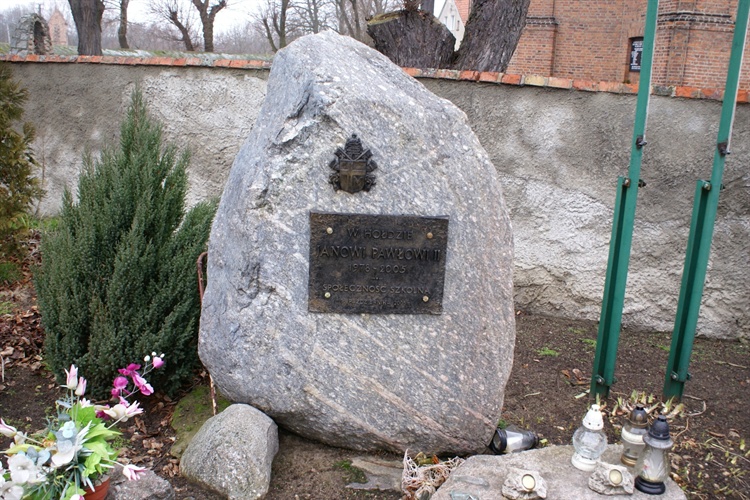 Kaszczor Pamięci Jana Pawła II. Atrakcje turystyczne Kaszczor