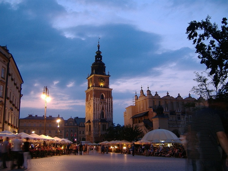 Krak W Rynek G Wny Najwi Kszy Rynek Europejski Atrakcje Turystyczne Krakowa Ciekawe